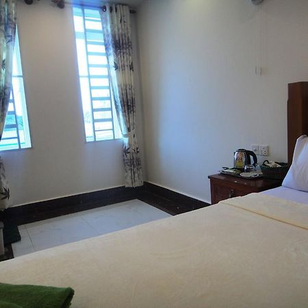 Marany Guesthouse Kampot Exterior photo